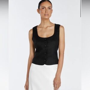 Oscar linen black scoop neck vest